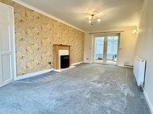 Lounge- click for photo gallery